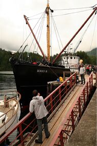 air nootka float plane arrival